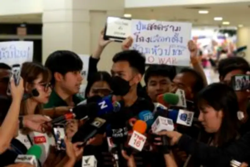 พรรคเพื่อไทยเตรียมเสนอร่างกฎหมายแก้ไขรัฐธรรมนูญ ฉบับที่ 13 ภายในเดือนหน้า