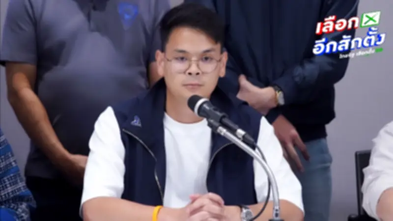 วิกฤตราคามะพร้าวน้ำหอมตกต่ำเหลือลูกละ 2-3 บาท เกษตรกรเร่งปรับตัว แม้รัฐรับซื้อช่วย