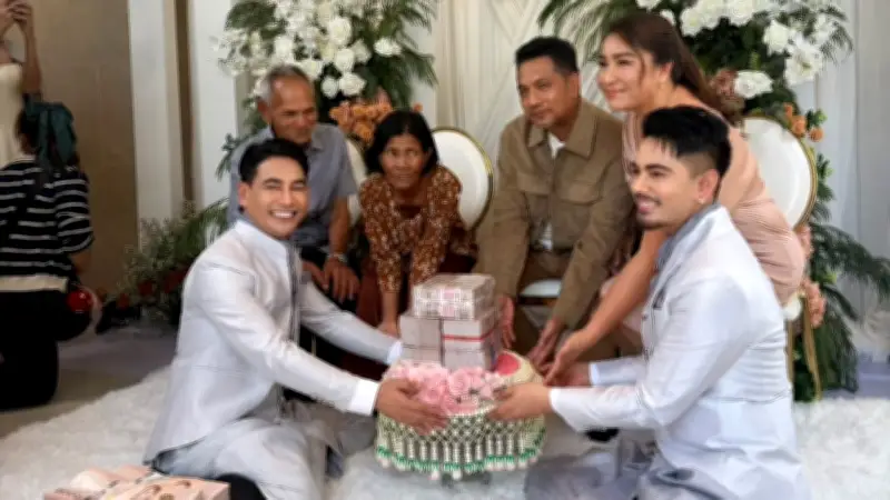 ฮือฮางานแต่งอลังการ 2 หนุ่ม LGBTQ สินสอด 28.9 ล้าน ทอง 100 บาท ขึ้นบ้านใหม่ 35 ล้าน