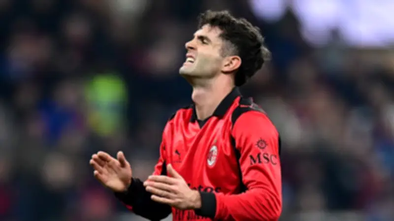 อินเตอร์ มิลาน คว้าแชมป์เซเรีย อา สมัยที่ 20 อย่างยิ่งใหญ่ หลังชนะมิลาน 2-1 ในดาร์บีเดลลา มาโดนินา