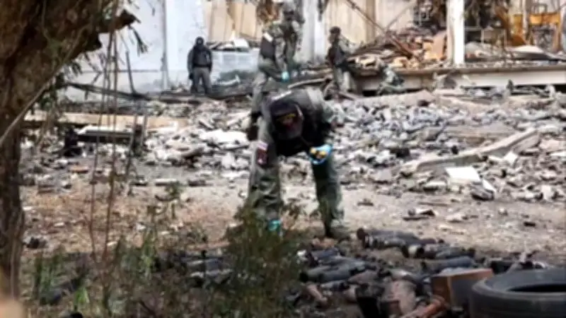 คลังอาวุธ ตชด.21 สุรินทร์ ระเบิด เสียหายบ้านเรือน 12 หลัง เจ้าหน้าที่บาดเจ็บ 1 ราย