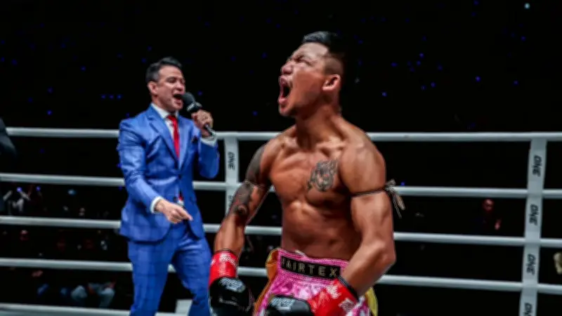 นักมวยไทยวัย 22 ปี คว้าแชมป์โลก WBC รุ่นฟลายเวท สร้างประวัติศาสตร์ในสังเวียนต่างแดน