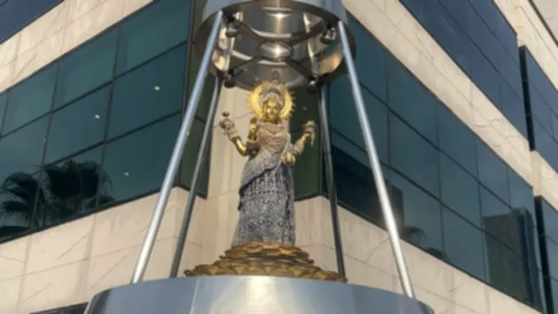 คาถาขอพรความรัก 3 เทพ อัปเดต 2026 เปิดเคล็ดลับ 'ระบุสเปกให้ชัด' เพื่อสมหวังในวาเลนไทน์