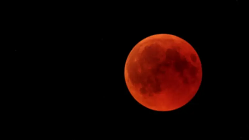 จันทรุปราคาเต็มดวง 3 มี.ค. 2569 ชมดวงจันทร์สีแดงอิฐ 39 นาทีด้วยตาเปล่า