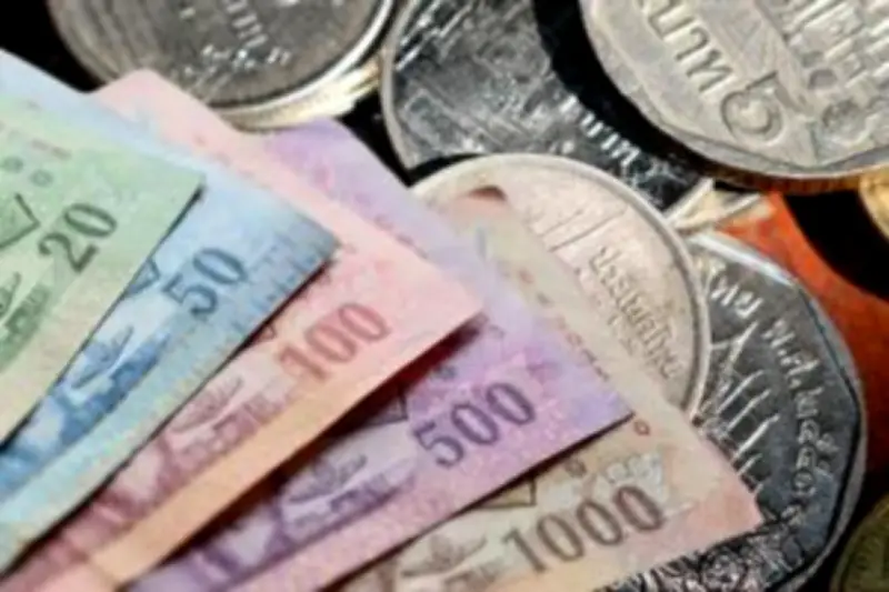 ตลาดหุ้นไทยปิดลบ 4.86 จุด หลังแรงกดดันจากหุ้นกลุ่มธนาคารและพลังงาน