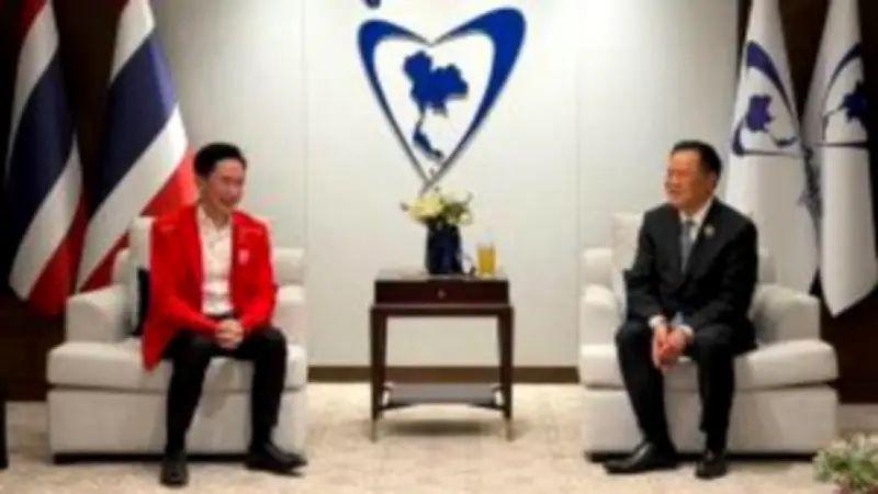 ส.ส.พรรคก้าวไกล เปิดเผยข้อมูลการประชุมสภาฯ หลังถูกวิจารณ์เรื่องการแจ้งข่าว