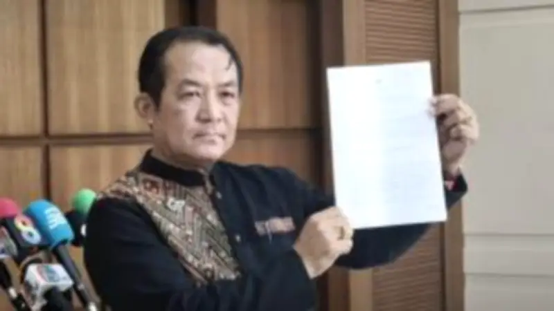 ส.ส.พรรคก้าวไกลยื่นญัตติขอเปิดอภิปรายทั่วไป รัฐบาลชี้แจงกรณี 'กัญชาเสรี'