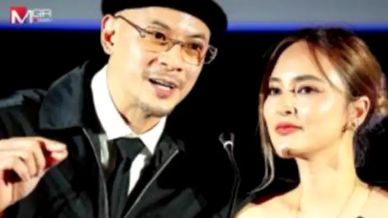 ดาราไทยเผยความลับชีวิตส่วนตัวในรายการสัมภาษณ์สุดพิเศษ