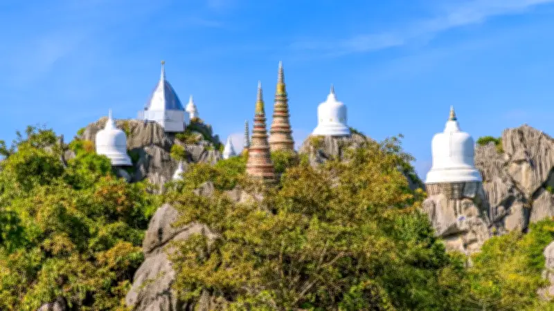 ลำปางพิชิต 'เจดีย์ลอยฟ้า' Unseen สานต่อเทรนด์ลิซ่า เปิดประสบการณ์เที่ยววัดและธรรมชาติ