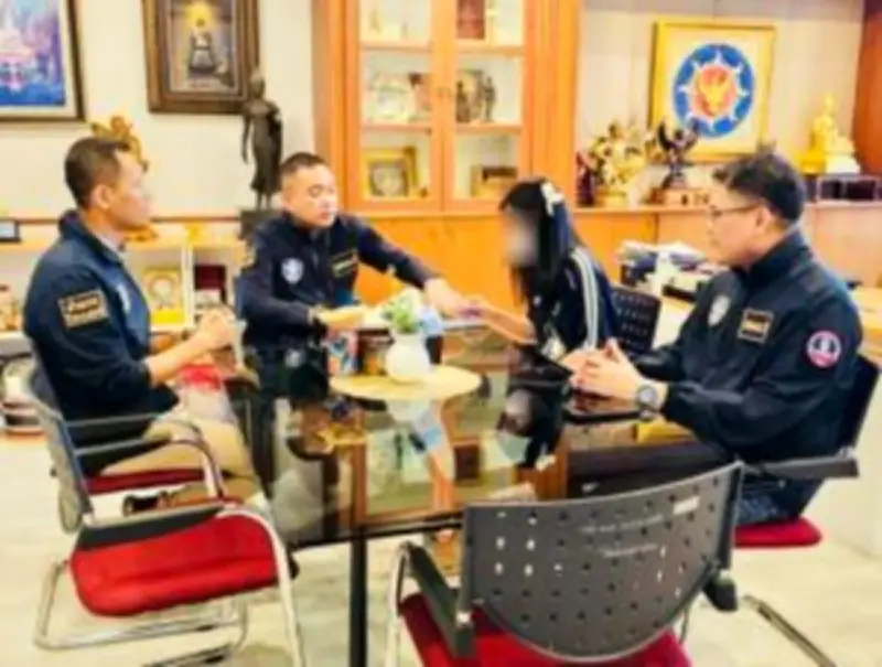 ตำรวจปิดคดีลักรถหรู! จับกุมแก๊งขโมยรถยนต์นำเข้า 10 คัน มูลค่ากว่า 50 ล้านบาท