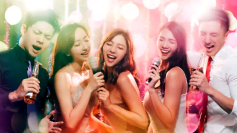 100 เพลงยุค 90 ซึ้งๆ สนุกๆ ร้องคาราโอเกะไม่มีเบื่อ ฟื้นความทรงจำสุดคลาสสิก