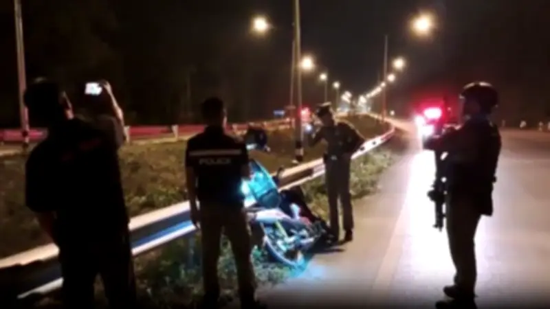 ดราม่าลำปาง! โจ๋วัย 14 ขี่ จยย.ท่อดังหลบหนีตำรวจ โดนยิง 2 นัด บาดเจ็บสาหัส