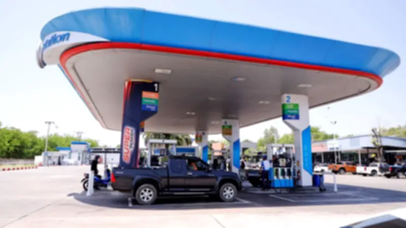 อัปเดตราคาน้ำมันพรุ่งนี้ 17 มีนาคม 2569 ดีเซล-เบนซิน-แก๊สโซฮอล์ ลิตรละกี่บาท