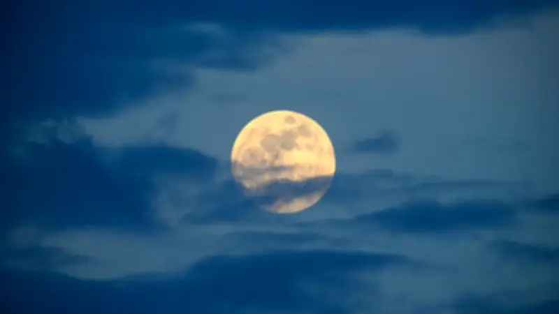 เปิดฤกษ์วันอมาวสี 19 มี.ค. 2569 เช็กเวลาไหว้-บทสวดเรียกทรัพย์เสริมโชคลาภ