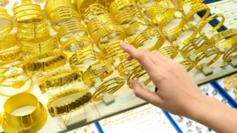 ราคาทองวันนี้ 19 มี.ค. 67 ปรับลด 1,100 บาท ทองรูปพรรณขายบาทละ 76,200