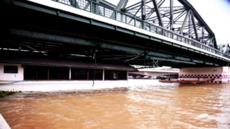 กทม. เตือนภัยน้ำทะเลหนุนสูง 21-23 มีนาคม 2569 กระทบพื้นที่ลุ่มต่ำริมแม่น้ำเจ้าพระยา