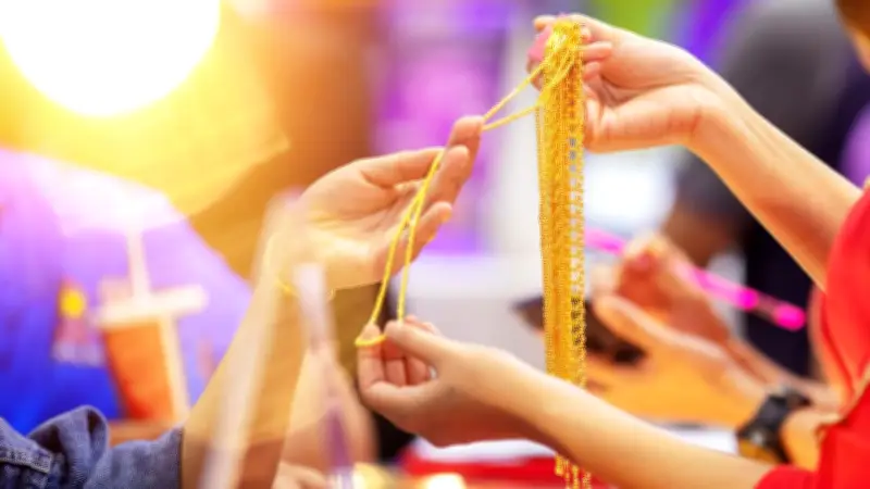 ราคาทองวันนี้ 27 มี.ค. 69 ไม่เปลี่ยนแปลง! ทองรูปพรรณขายออกบาทละ 69,800 บาท