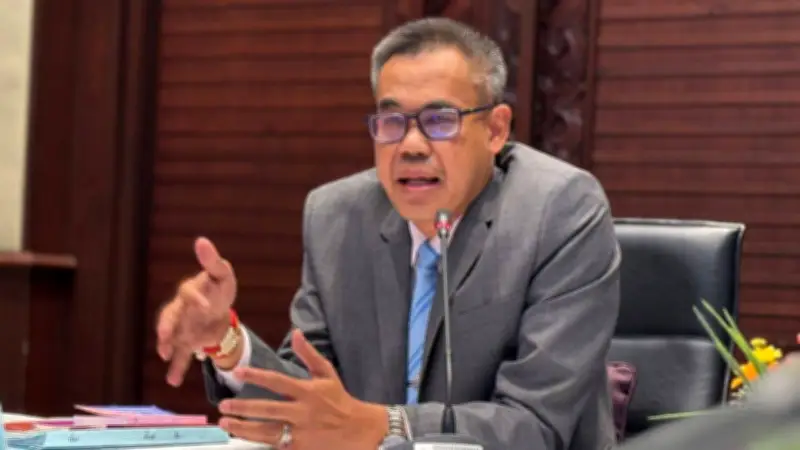 ป.ป.ช. ยื่นฟ้อง 44 อดีต สส.ก้าวไกล ปมแก้ ม.112 เก้าอี้ 10 สส.พรรคประชาชนสั่นคลอน