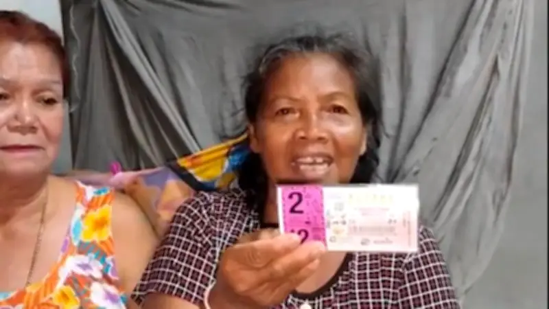 หญิงชาวนาอายุ 67 ปี ถูกรางวัลที่ 1 12 ล้านบาท หลังแม่ล่วงลับมาเข้าฝันแนะซื้อเลข 66