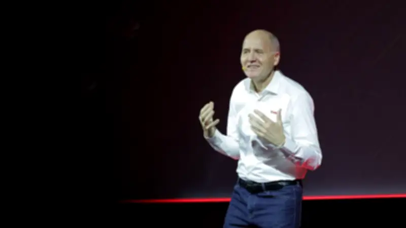 ทรูประกาศยุทธศาสตร์ AI-First เปลี่ยนผ่านสู่ Telco-Tech Company กับแผน 4 Big Moves