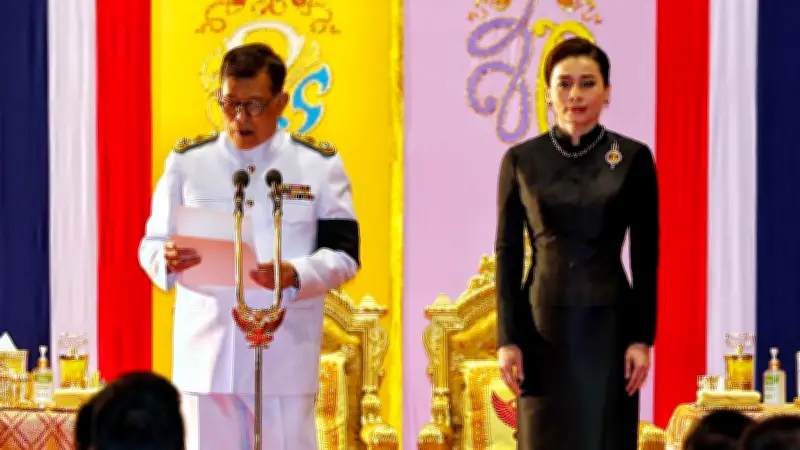 รัฐบาลเตรียมออกมาตรการช่วยเหลือผู้ประกอบการหลังน้ำท่วมใหญ่ในพื้นที่ภาคกลาง