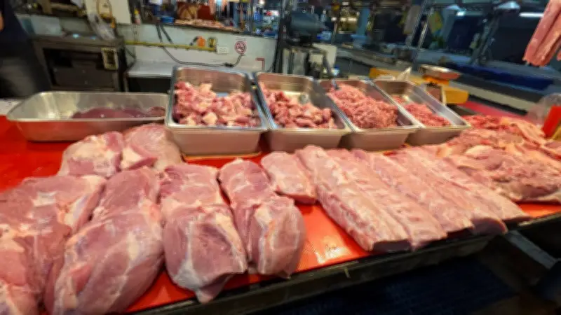 ราคาหมู-ไก่พุ่งสูง ต้นทุนอาหารสัตว์-น้ำมันซ้ำเติม ผู้บริโภคซื้อเป็นขีดแทนกิโลกรัม