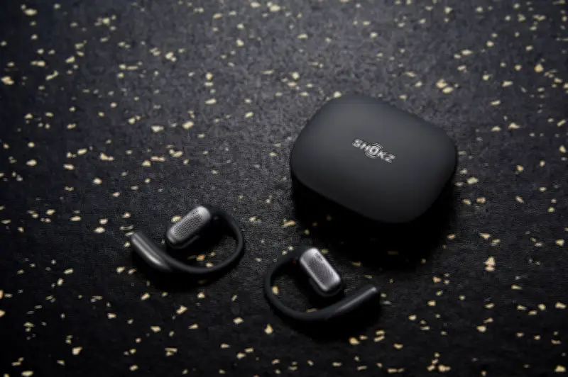 SHOKZ เปิดตัว OpenFit Pro หูฟัง Open-Ear ใช้งานได้ 12 ชั่วโมง พร้อมลดเสียงรบกวน 14 เดซิเบล
