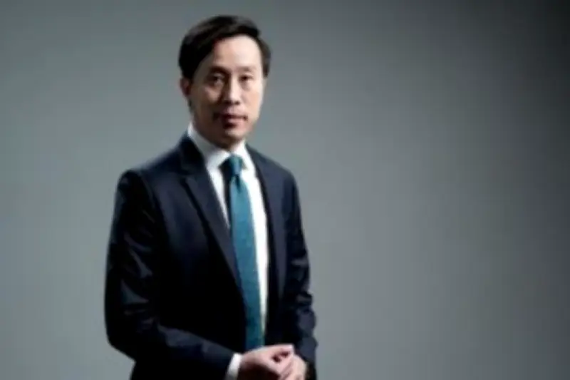 กองทุนรวมไทยปรับตัวขึ้น 0.24% สวนกระแสตลาดหุ้นโลกที่ผันผวน