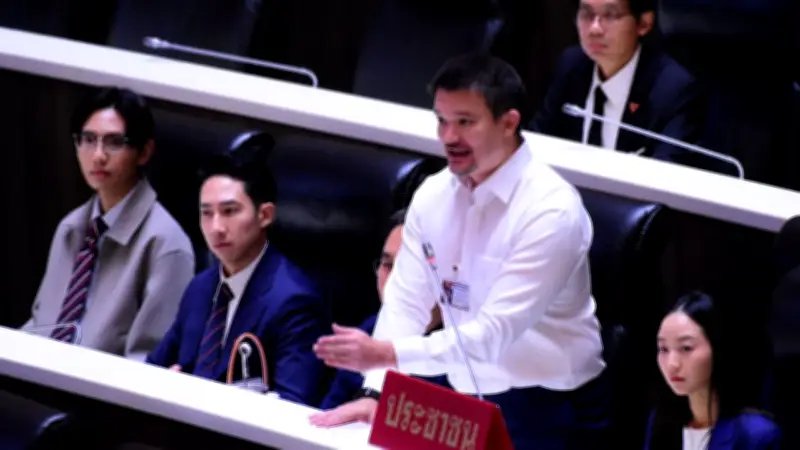 สส.ภัทรพงษ์ ย้อนอนุทิน อายไหมที่ไทยขึ้นอันดับ 1 โลกฝุ่นพิษ PM2.5