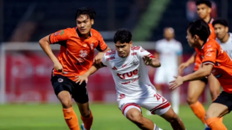 บุรีรัมย์ยูไนเต็ดเปิดบ้านเฉือนชนะการท่าเรือเอฟซี 2-1 ศึกไทยลีก