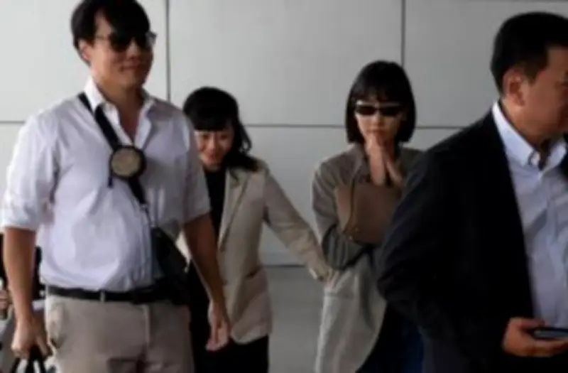 ตำรวจไซเบอร์รวบหนุ่มหลอกขายเสื้อผ้าแบรนด์เนมปลอม สูญกว่า 2 ล้าน