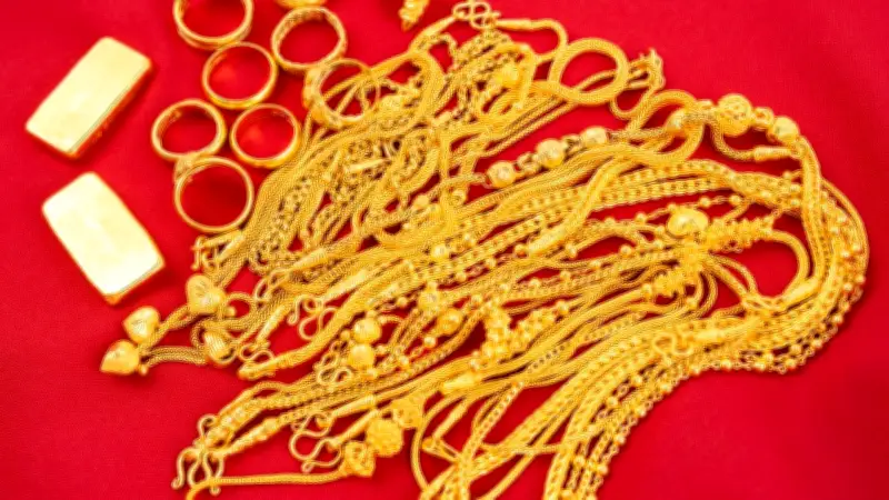 ราคาทองวันนี้ 2 เม.ย. 67 ปิดตลาดร่วงหนัก 1,200 บาท ทองแท่งขายออก 71,700 บาท