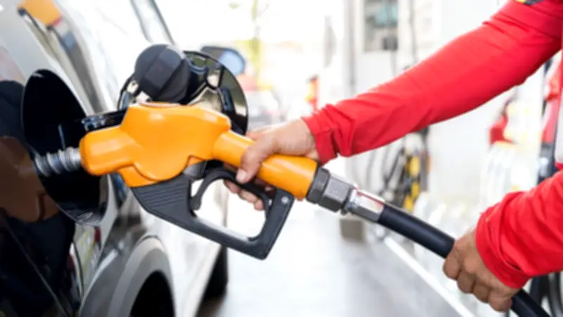 อัปเดตราคาน้ำมัน 20 เมษายน 2569: เช็กราคาเบนซิน-ดีเซล ปตท., บางจาก, เชลล์ ล่าสุด