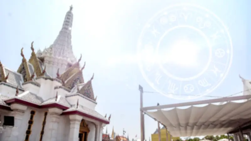 ครบรอบ 244 ปีกรุงรัตนโกสินทร์ เปิดวิธีฝากดวงศาลหลักเมืองพลิกชีวิตร้ายเป็นรุ่ง