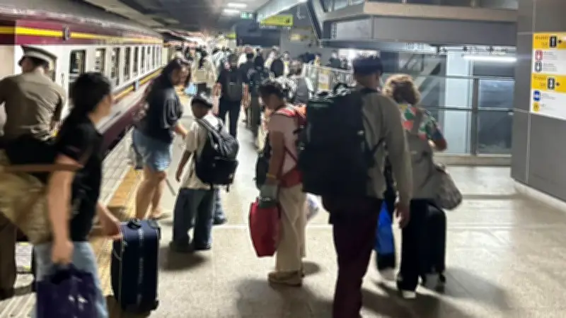 ยอดใช้รถไฟฟ้า-รถไฟสงกรานต์ 2569 สะสม 7 วันทะลุ 8.22 ล้านคน-เที่ยว