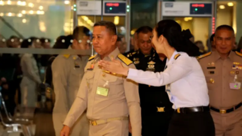 รมว.กลาโหมแจงปมดราม่าแม่ทัพภาคที่ 4 จบแล้ว พร้อมติดตามรายงานบังเกอร์ชายแดนกัมพูชา