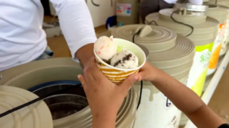 ไอติม หน้าล้น ขอนแก่น จัดหนักท็อปปิ้งบุฟเฟต์ 40 อย่าง ตักไม่อั้น เริ่มต้น 30 บาท