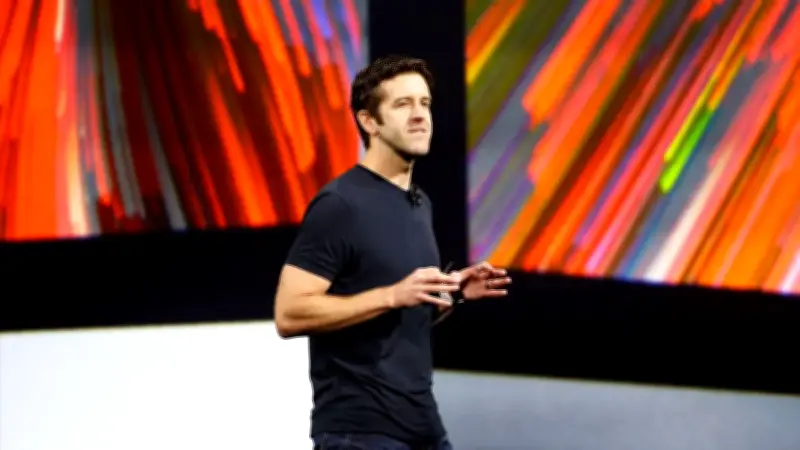 แอปเปิลประกาศแต่งตั้งจอห์น เทอร์นัส เป็นซีอีโอคนใหม่ แทนทิม คุก ที่ขยับเป็นประธานบริหาร