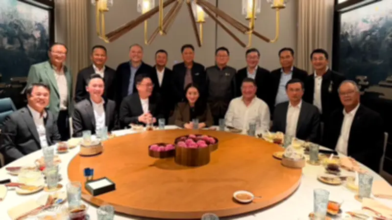 ณัฐวุฒิโพสต์ภาพแพทองธาร-ยศชนันร่วมโต๊ะแกนนำเพื่อไทย เผยยังมีกันและกัน