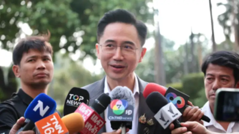 ยศชนัน เผยแนวทางคุย รร.ปอเนาะ-ตาดีกา พร้อมแง้มปรับคนในพรรคเพื่อไทยให้เหมาะกับงาน