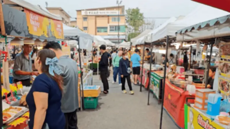 ตลาดนัดคึกคักรับข่าวดี 'คนละครึ่งพลัส' แม่ค้าเฮรอคอยมานาน