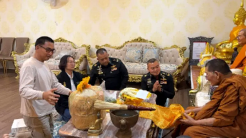 แม่ทัพกุ้งพลเอกบุญสินพาดกลางเตรียมบวชอุทิศกุศลให้ทหารกล้าที่เสียสละเพื่อชาติ
