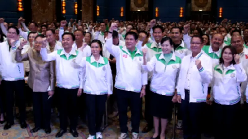 ธรรมนัสเปิดใจหลังนั่งหัวหน้าพรรคกล้าธรรม ยันไม่ใช่ฝ่ายแค้น-ฝ่ายคอย