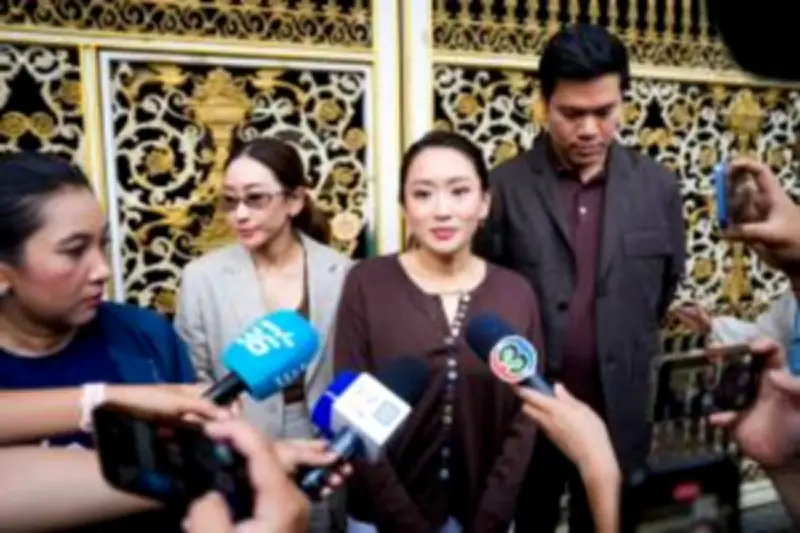 สาวอ้างเป็นหลานทักษิณ หลอกขายรถหรู ผู้เสียหายแจ้งความ