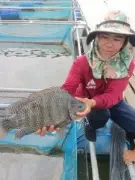 แม่ค้าขายลอตเตอรี่ถูกหวย 12 ล้าน หลังฝันเห็นเลข 3 ตัวติดกัน