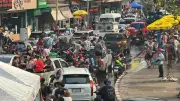 สงกรานต์เชียงใหม่คึกคักวันแรก นักท่องเที่ยวไทย-ต่างชาติสาดน้ำรอบคูเมืองและถนนท่าแพ