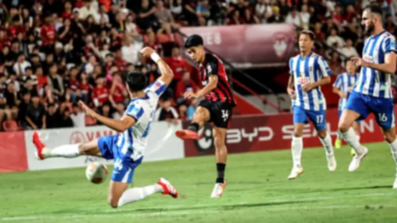 บุรีรัมย์ ยูไนเต็ด เปิดรังเฉือนชนะ ทรู แบงค็อก ยูไนเต็ด 2-1 ศึกไทยลีก