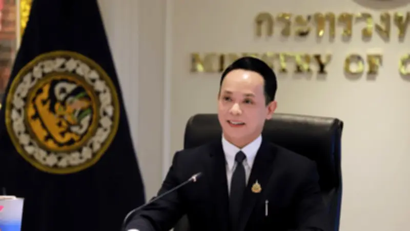 พาณิชย์เผยส่งออกโตต่อเนื่อง 22 เดือน แต่ขาดดุลการค้าสูงสุดเป็นประวัติการณ์
