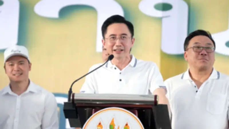 “ยศชนัน” นำทัพวันแรงงาน 2569 ปักธงเศรษฐกิจงานดี มอบความหวังแรงงาน