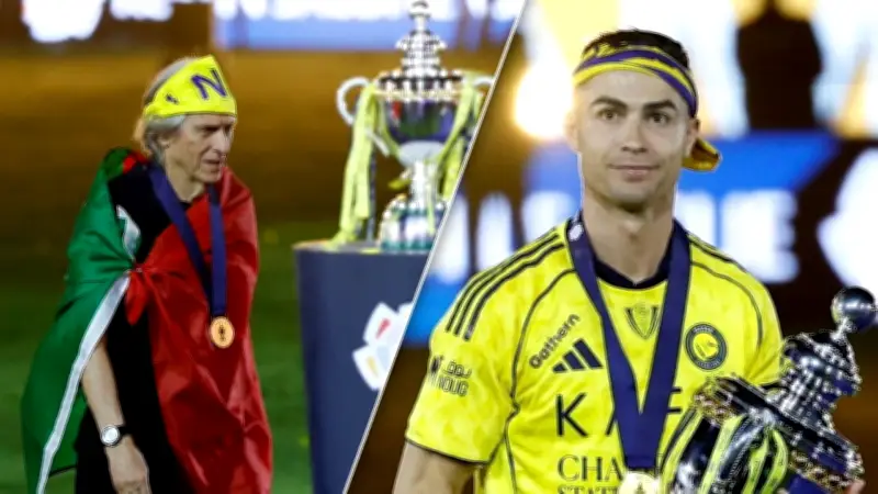 ลิเวอร์พูลเปิดรังถล่มท็อตแน่ม 4-0 ศึกพรีเมียร์ลีก